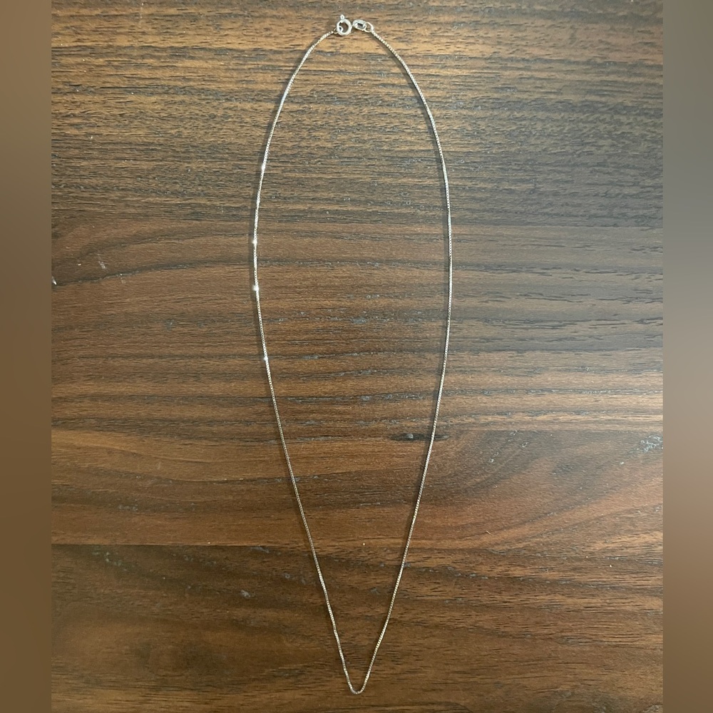 Vrai - Silk Box Chain Necklace - 14K White Gold - 18 in